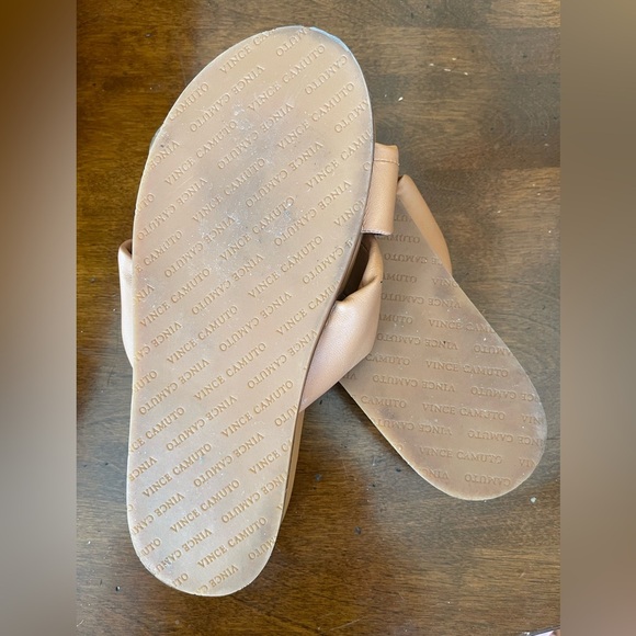 Tan Vince Camuto slides - Picture 8 of 10